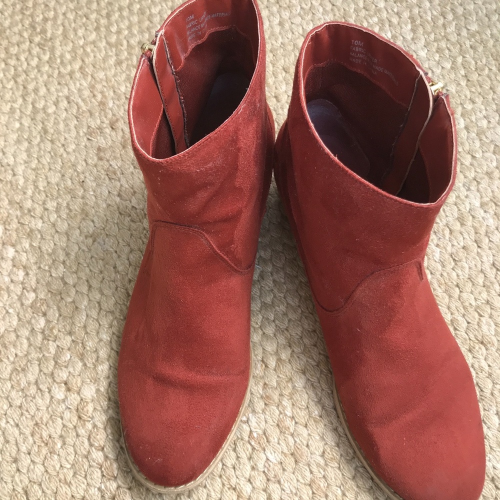 Diba Suede Short Boots 10